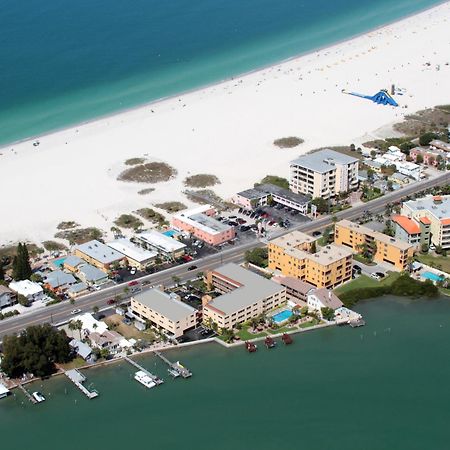 סיינט פיט ביץ' Westwinds Waterfront Resort מראה חיצוני תמונה