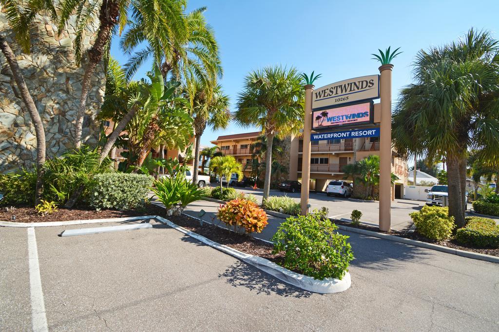 סיינט פיט ביץ' Westwinds Waterfront Resort מראה חיצוני תמונה